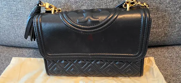 TORRY BURCH Black Quilted Leather Shoulder Bag with Gold Chain Strap
