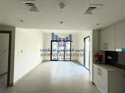 Brand New 1BHK With Balcony In A Beachfront Community!