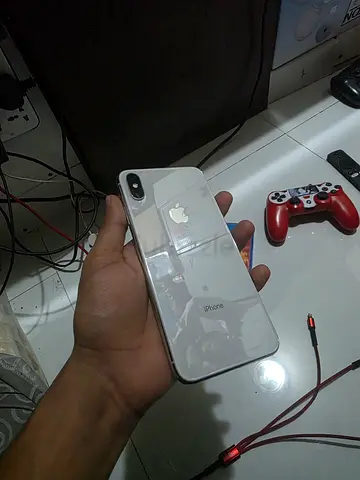 iPhone XS MAX - Silver, Good Working Condition