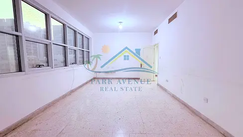 PROME LOCATION 3bhk with big saloon , close kitchen, storage room