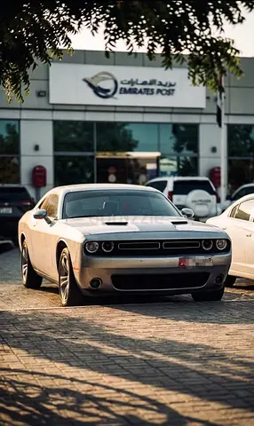 🔥 2023 Dodge Challenger SXT V6 – Sporty, Powerful & Eye-Catching! 🔥