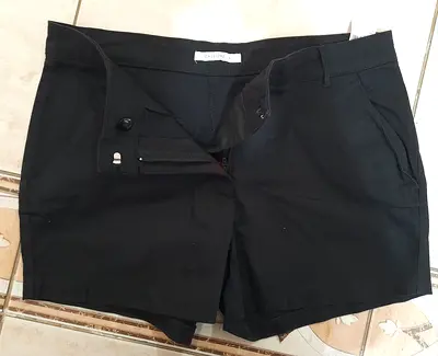 Black casual women's shorts - size L  , good condition