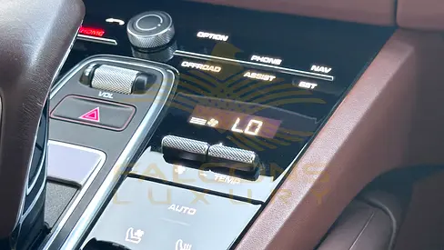 صورة 10 لـ 2023 Porsche CAYENNE