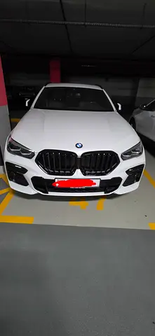 2023 BMW X6 xDrive40i GCC Specs - Low mileage, warranty, service
