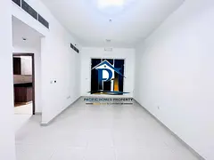 Hot offer 30 days free / huge 1 bhk with 2 bath / parking