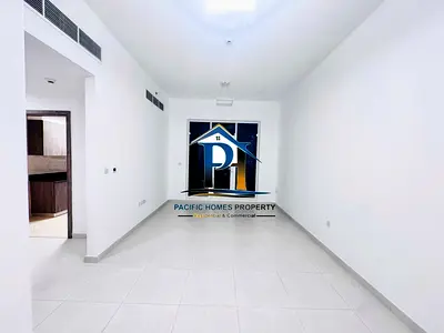 Hot offer 30 days free / huge 1 bhk with 2 bath / parking
