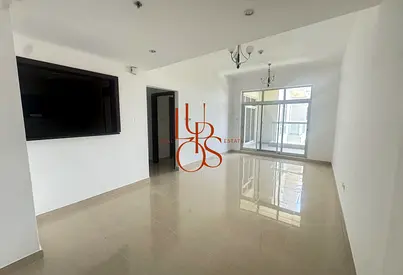 Spacious 1BR | Vacant Now | Prime DSO Location