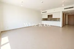 Pool Park View | Unfurnished | Large Space