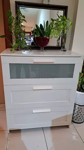 White 3-Drawer Chest with Glass Panel — Good Condition
