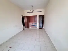 Vacant l Family only l Good location