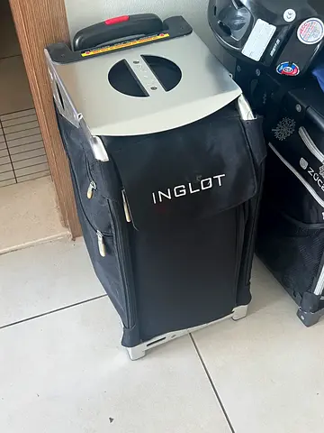 Zuca bag INGLOT