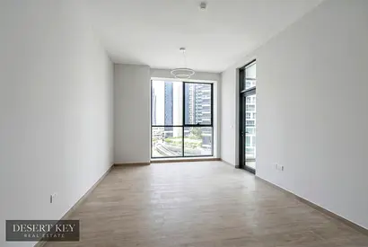 UnFurnished Apartment In Business Bay