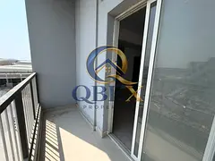 Versatile Property with Employee Living Facility