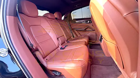 صورة مصغرة 18 لـ 2023 Porsche CAYENNE