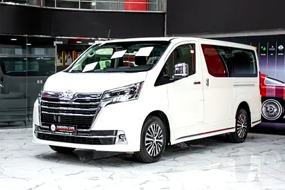 oyota Granvia Premium 2023 GCC Specs - Luxury 6-Seater