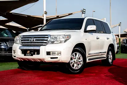 2011 Toyota Land Cruiser GXR | GCC Specs | Reliable & Well Maintained