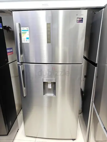 Samsung Top Freezer Refrigerator with Water Dispenser - Stainless Steel