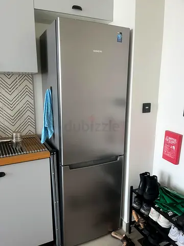 Siemens fridge bottom freezer