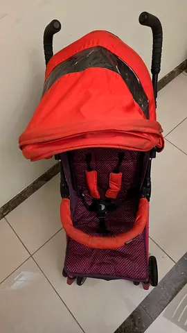 Single Foldable Baby Stroller with Canopy for 25 AED