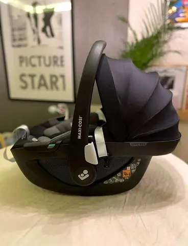 Maxi-Cosi Pebble 360 Baby Car Seat