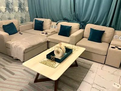 Full Living Room in Excellent Condition: Flash Sale Only 1700 Dirhams!!!