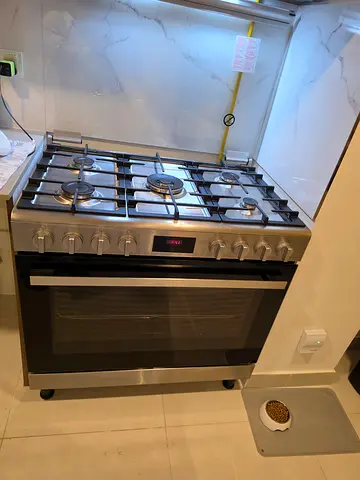 Bosch Series 6 Gae Cooking Range 90x60cm Oven 5 barner
