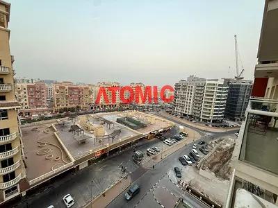 LARGE 1BHK - NICE VIEW - GOOD COMUNITY - CBD-
