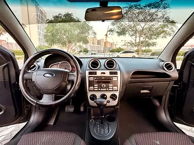 2012 FORD FIGO — фото 8