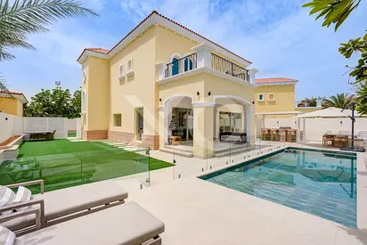 FULLY UPGRADED | BIG PLOT | GREAT LOCATION