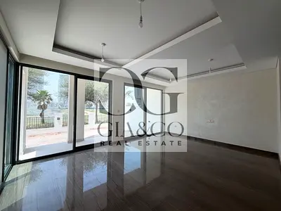 Single Row | Vacant | Golf Course Backing | G+2