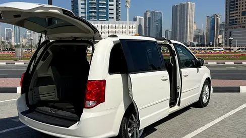 صورة 4 لـ 2013 Dodge CARAVAN