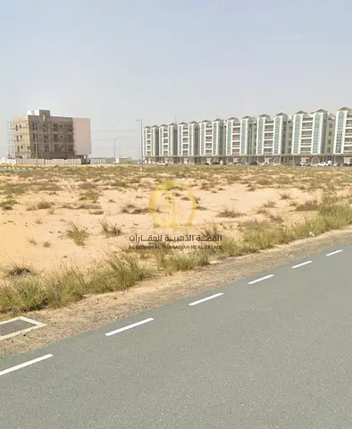 للبيع أرضين سكنيتين تلال، ضاحية السيوح الشارقة أرضي + 4 طوابق