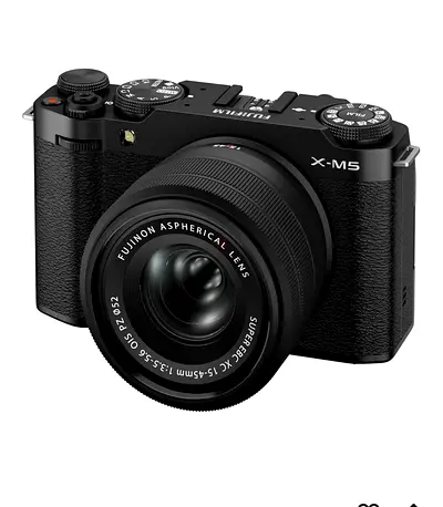 Fujifilm X-M5 Mirrorless Camera with XC 15-45mm Lens (Excellent Condition)