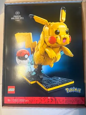 BARGAIN BRAND NEW LEGO 72152 POKEMON PIKACHU AND POKE BALL