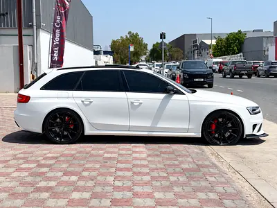 2015 AUDI RS4 photo 9
