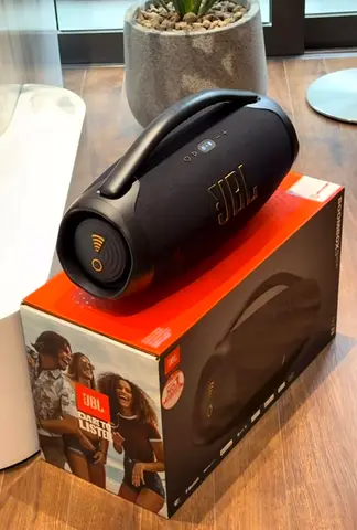JBL Portable Bluetooth Speaker (like-new) with Original Box