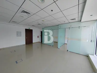 Fitted w partitions | Fitted | High Floor