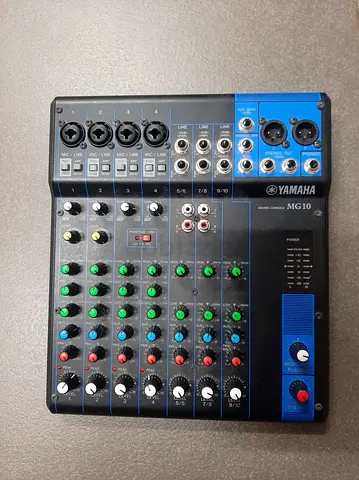 Yamaha MG10 Compact 10-Channel Mixer - Good Working Condition