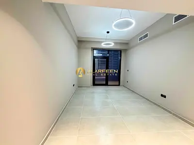 جولف فيو 2BHK | مرتفعات جولف فيستا | شقة بشرفة
