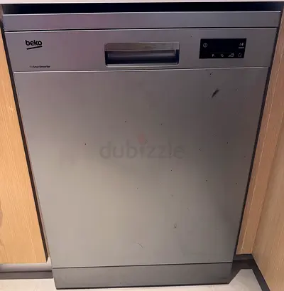 Dish washer