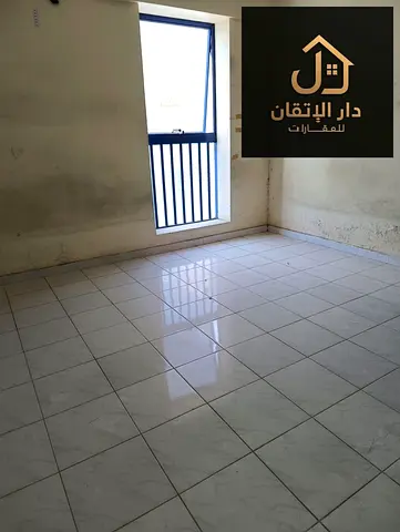 غرفة وصالة للإيجار السنوي منطقه المجرة سعر ممتاز شهر مجان