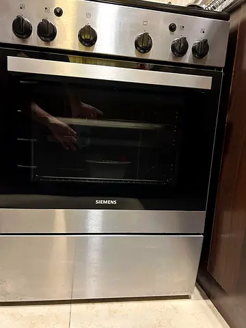 Siemens Built-in Gas Oven in Stainless Steel - Good Working Condition