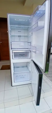 Samsung bottom fridge freezer