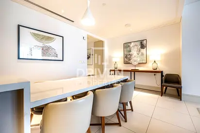 Burj Khalifa View | Elegant Apt | High Floor