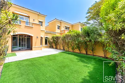 EXCLUSIVE | VACANT | RENOVATION OPPORTUNITY