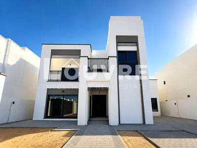 Single Row | Premium Finishes | 4BR+M | Enquire