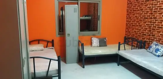 Executive Bed Space (24 hour Ac) near king Faisal road