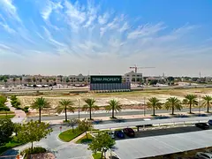Spacious LagoonFront Residence in Mina Al Arab