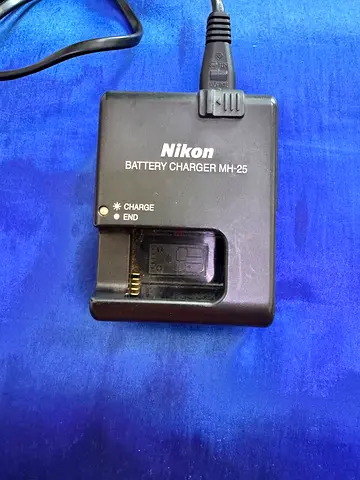 Nikon MH-25 Genuine Battery Charger | Original Nikon | EN-EL15