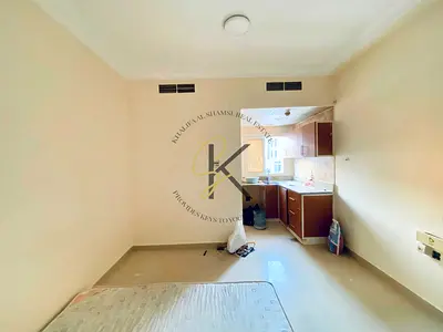Lavish Studio Flat ~ With Control AC ~ Nearby Bus Station ~ Full Family <